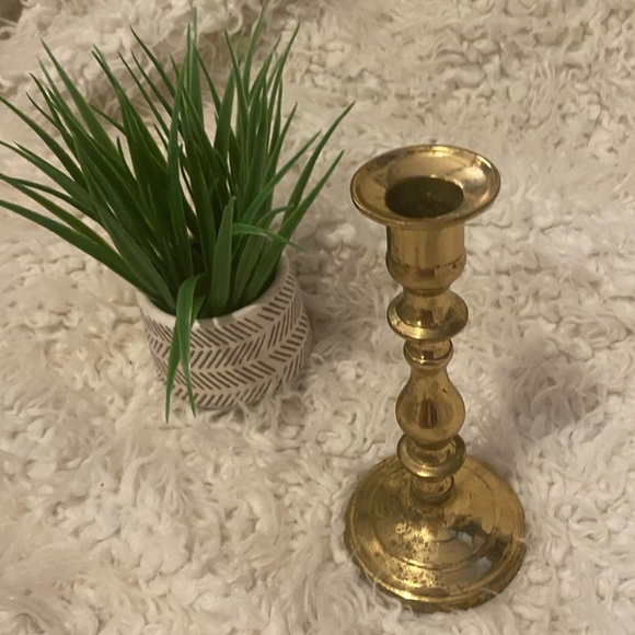 Vintage Solid Brass Made in India 7” Candlestick Holder Tarnished patina - Picture 2 of 6